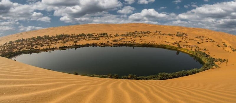 ما هي خصائص الوسط الطبيعي في الجزائر